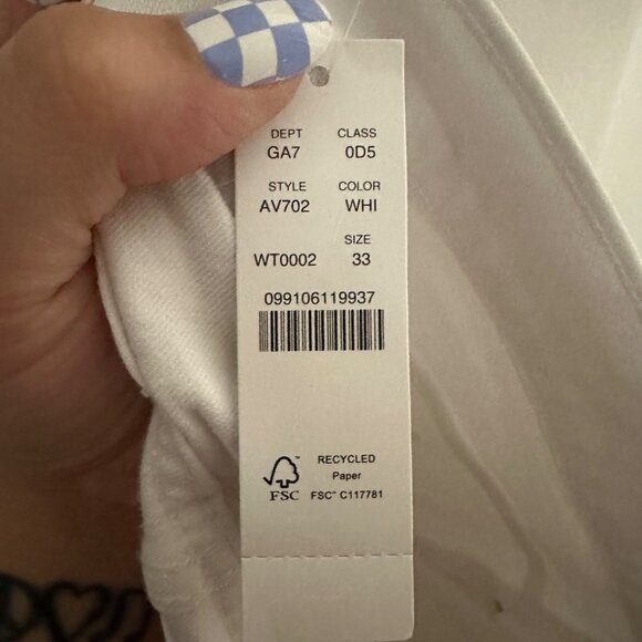 J. Crew 9" Vintage Slim-Straight Jeans White Women's Size 33 Denim Jean - Picture 6 of 8